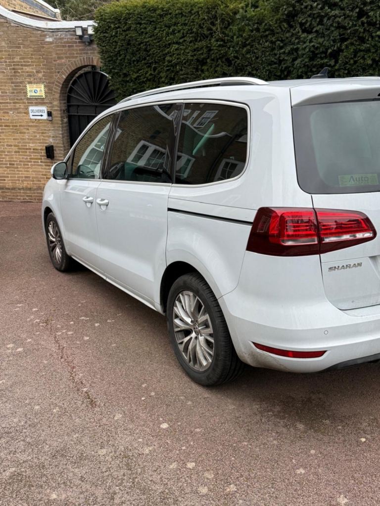 Volkswagen, SHARAN, MPV, 2018, Semi-Auto, 1968 (cc), 5 doors