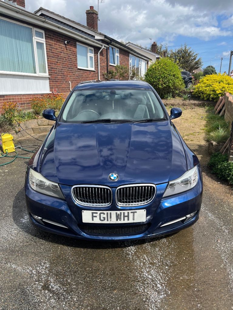 BMW, 3 SERIES, Saloon, 2011, Manual, 1995 (cc), 4 doors