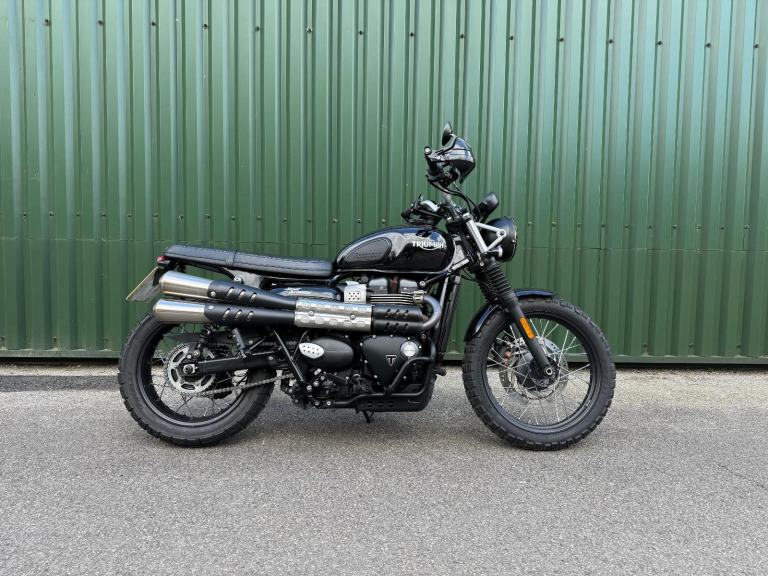 Triumph Street Scrambler 900 Black 2018 10k Full History Extras Fitted 