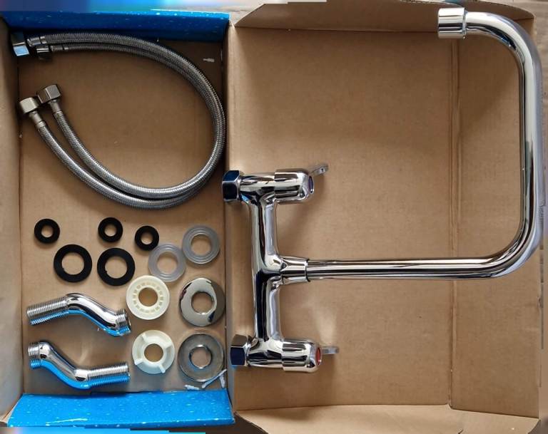 Brand New Kitchen Mixer Tap – Chrome (MT3100) – £30 each
