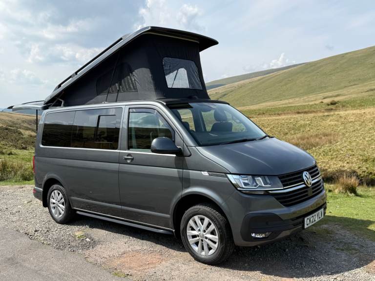VW T6.1 DSG T30 150ps FSH One owner Adventure van only 15.6k Miles