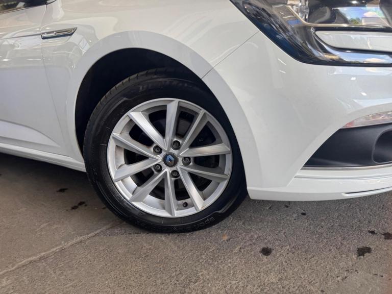 2018 Renault Megane 1.2 TCe Dynamique Nav Euro 6 (s/s) 5dr HATCHBACK Petrol Manual