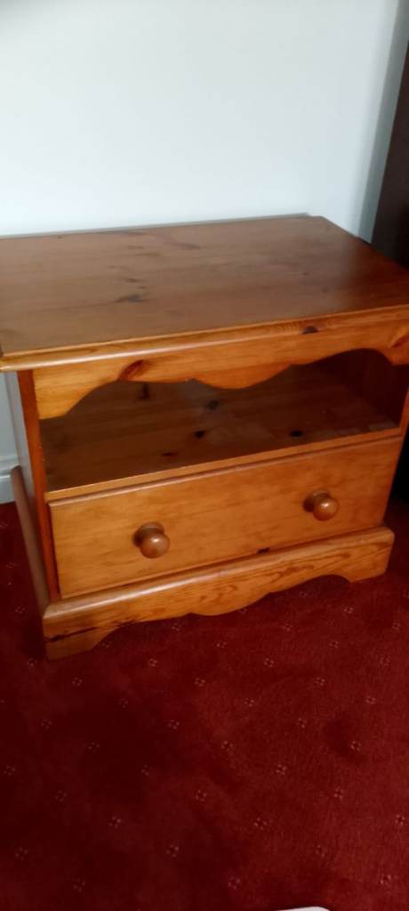 Pine TV cupboard 