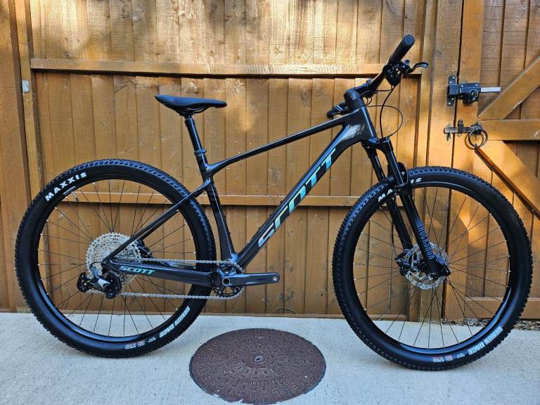 Scott Scale 920 carbon mountain bike