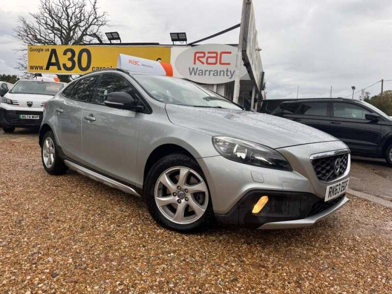 2013 Volvo V40 D2 Cross Country SE 5dr HATCHBACK DIESEL Manual