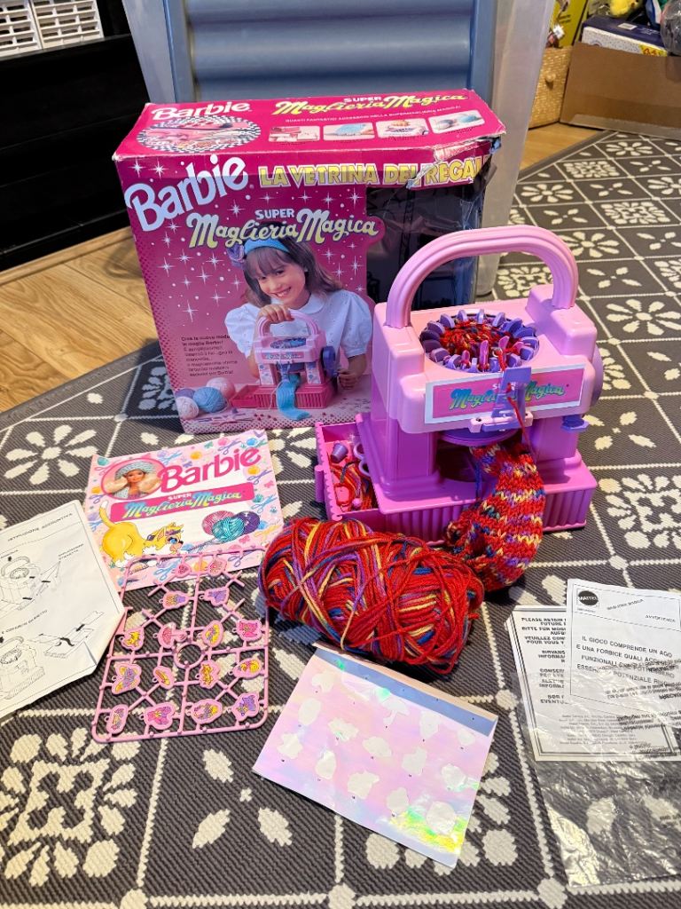 Barbie Super ‘Maglieria Magica’ Knitting Machine
