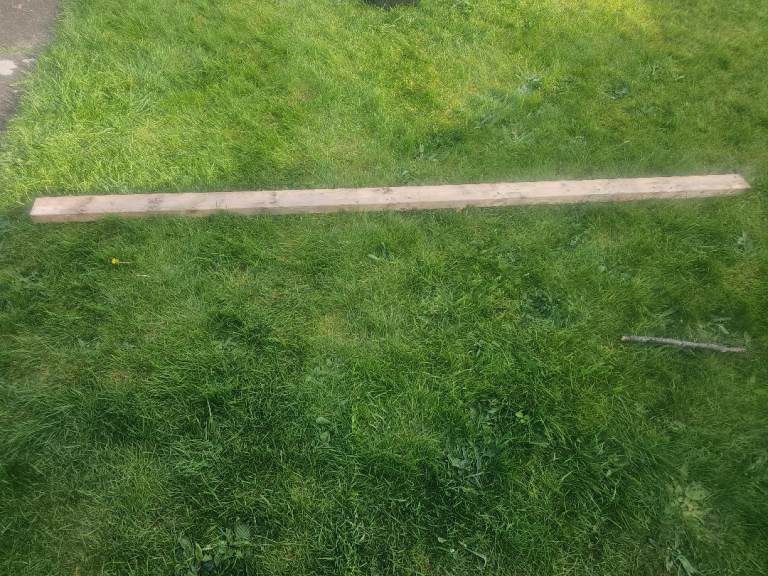 Wood Timber Planks & Cut Logs – Fair Condition for DIY or Firewood