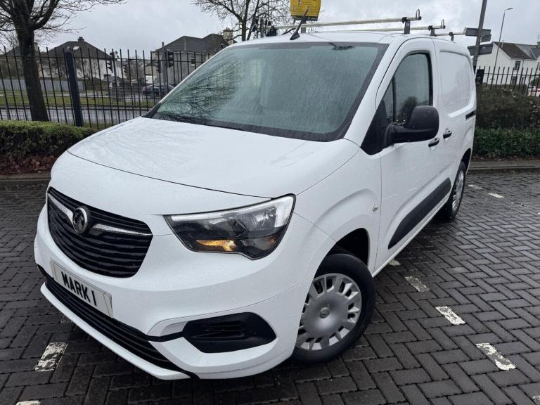 2020 Vauxhall Combo 2300 1.5 Turbo D 100ps H1 Sportive Van PANEL VAN Diesel Manual
