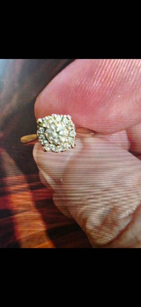 9ct white gold diamond engagement ring 