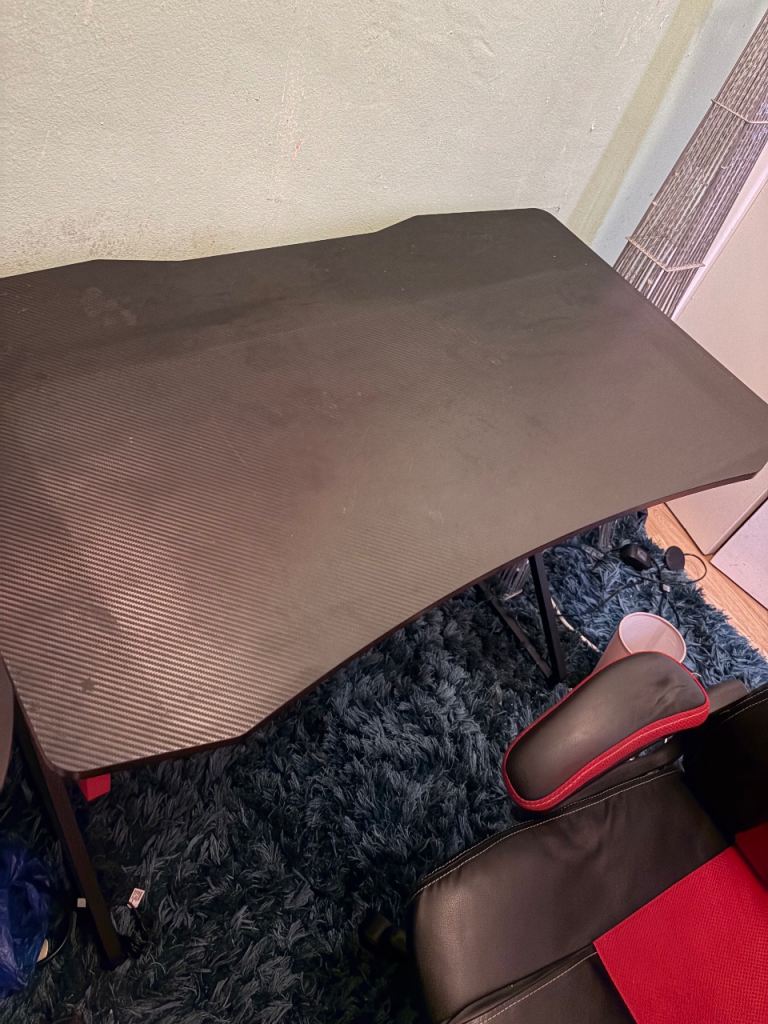 gaming desk