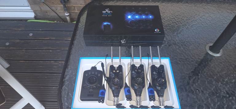 Siren R4 3 Rod Set Fishing Bite Alarms – As Good As New