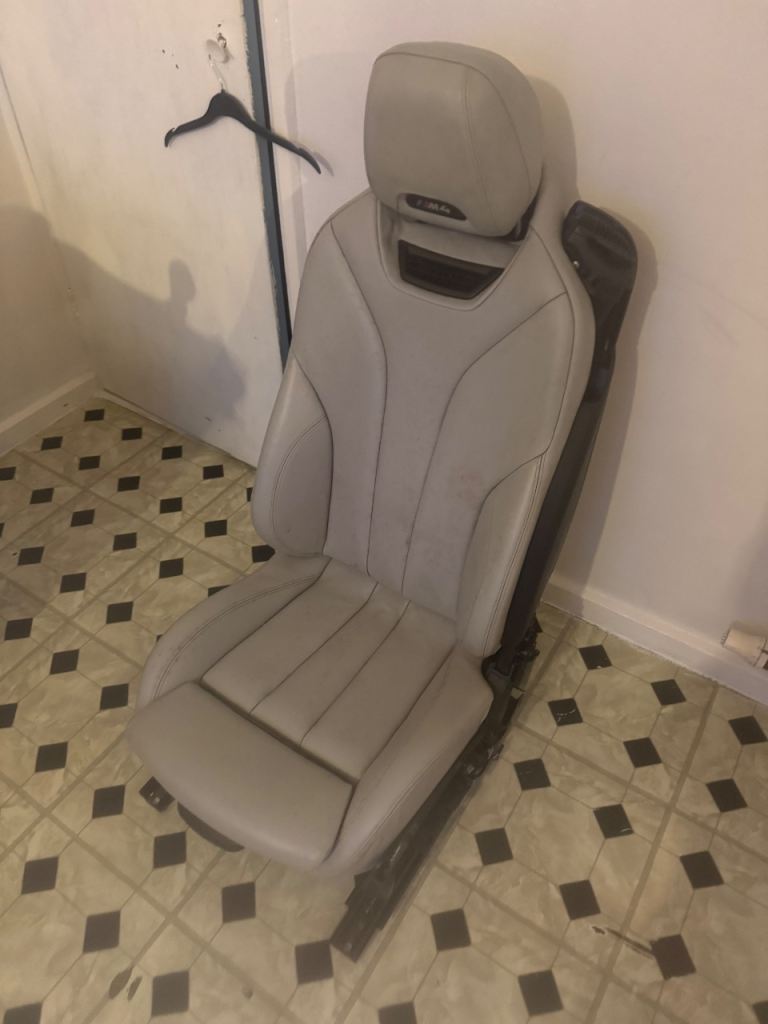 BMW M4 White Leather Car Seat – Good Condition