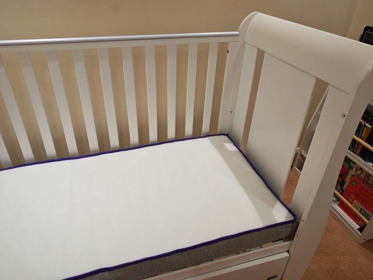 Tutti Bambini Katie Sleigh Mini Cot Bed - with mattress 