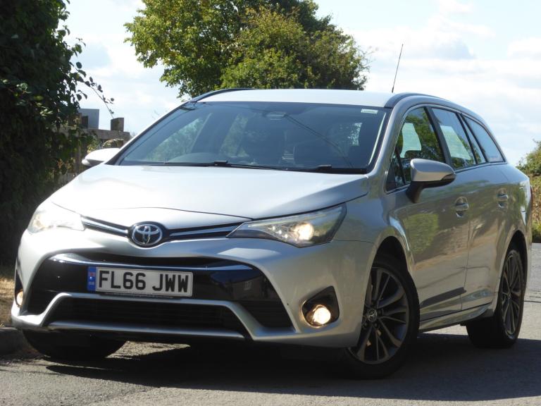 2016 Toyota Avensis 2.0D Business Edition 5dr ESTATE Diesel Manual