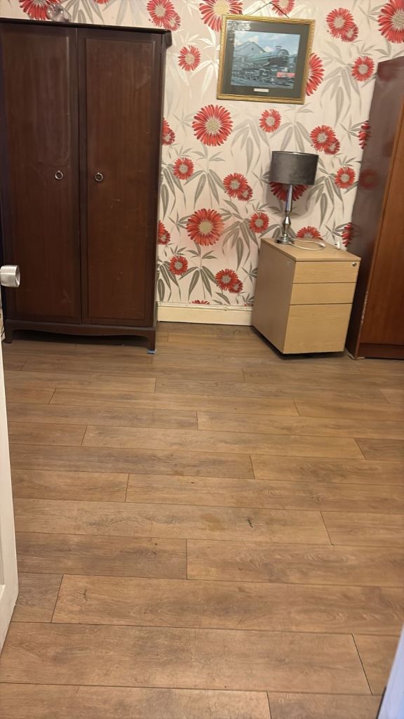 1 bedroom spacious available 