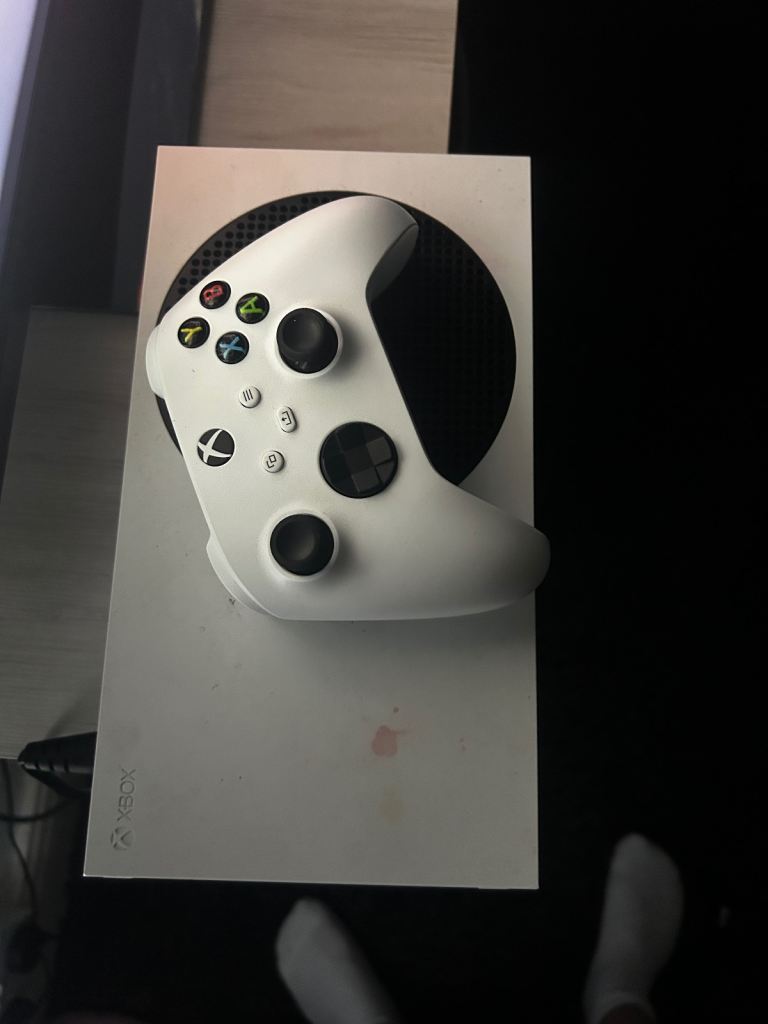 Xbox Series S with Controller – White, Fair Condition