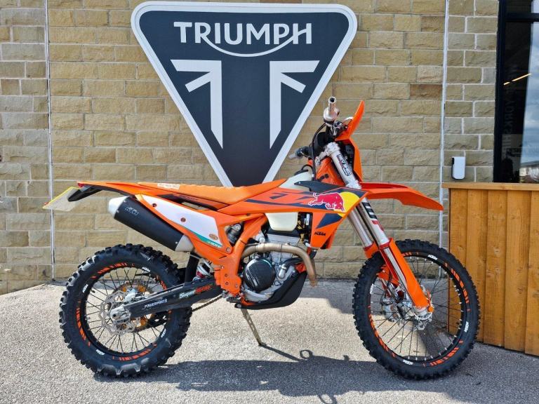 2025 KTM 250 EXC-F Champion Edition - 400 miles and 20.1 hours - Mousses fitte