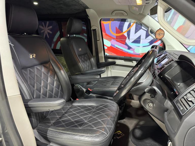 2017 Volkswagen Transporter 2.0 TDI BMT 204 Highline Kombi / Camper Van DSG Crew Van Diesel Autom...