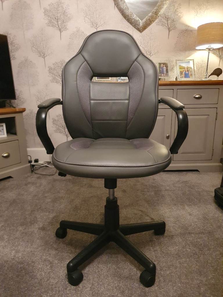 Computer/Gaming Chair