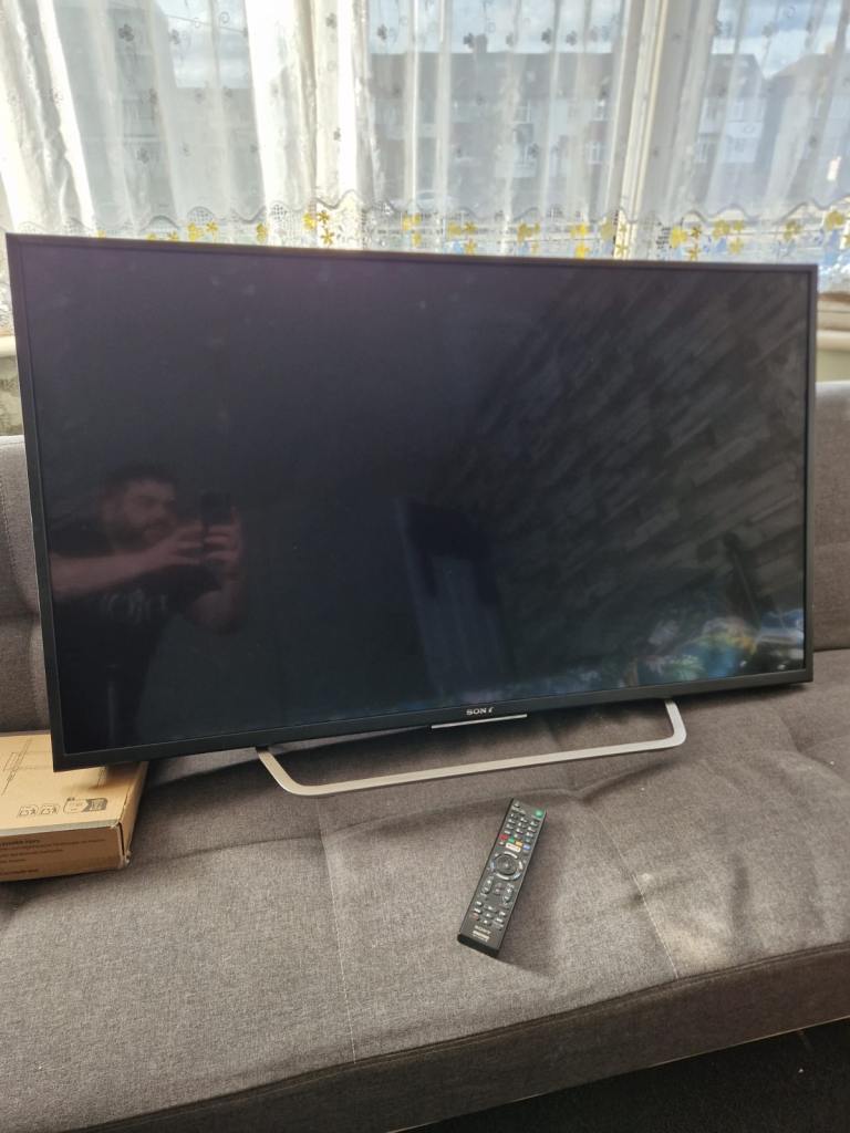 SONY BRAVIA 50”ULTRA HDR ANDROID 4K SMART TV QIUCK SALE 