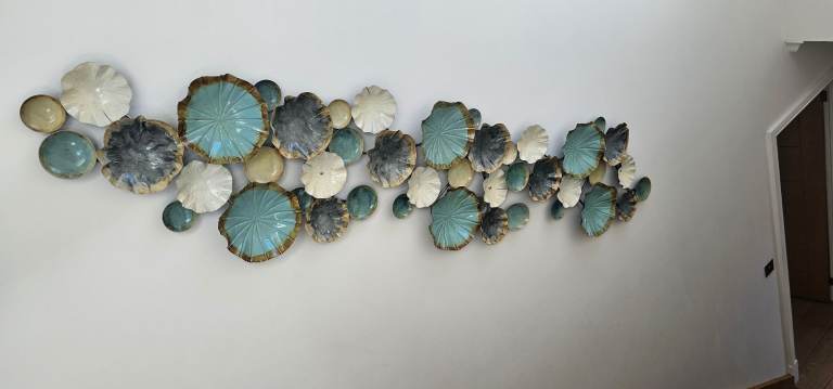 Beautiful Metal Wall Art Decoration - Teal and Cream