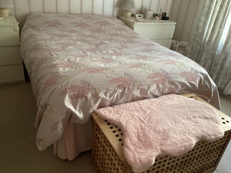 Bedeck of Belfast Double Quilt Cover 90” x 82” approx