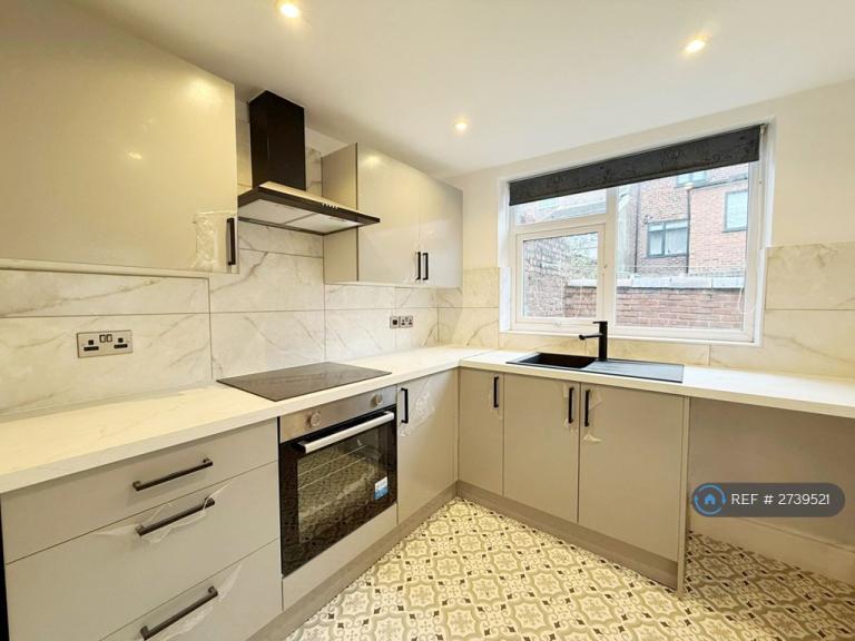 2 bedroom house in Park Street, Swinton, Manchester, M27 (2 bed) (#2739521)
