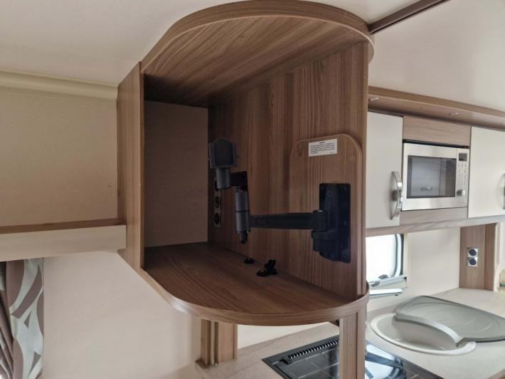 2017 Sprite Quattro FB Used Caravan