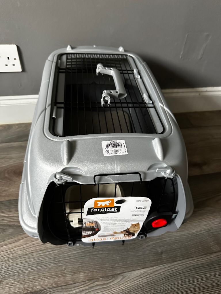 Ferplast Atlas Pet Carrier Deluxe Open 20 - NEW WITH TAGS