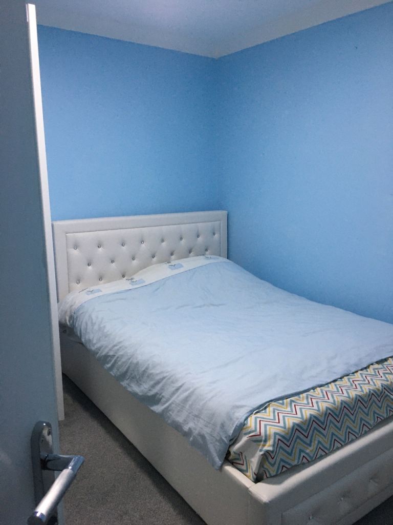 DOUBLE ROOM FOR RENT