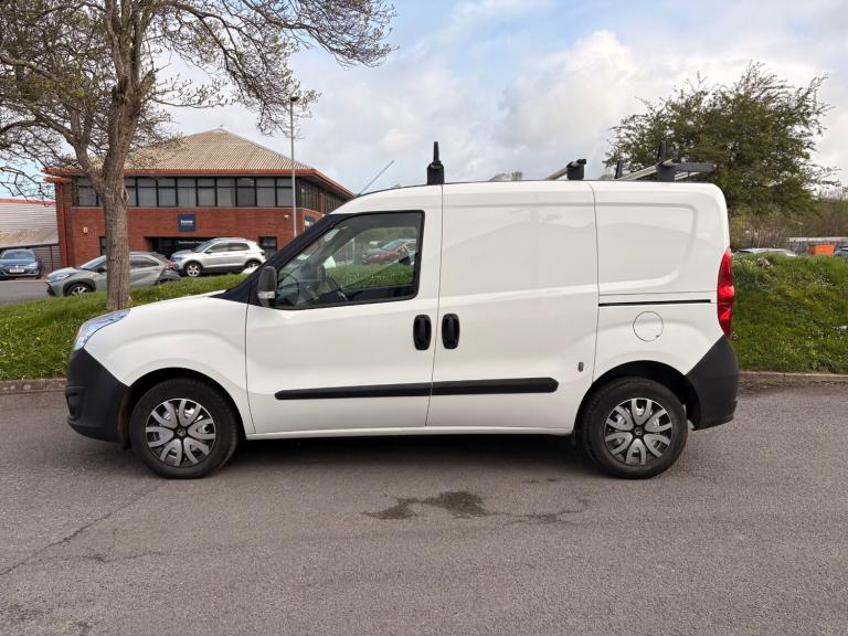 2018 Vauxhall Combo 2000 1.6 CDTI 16V 105ps H1 Van Euro 6 [Start Stop] PANEL VAN Diesel Manual