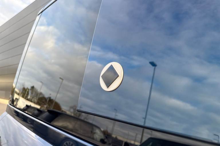 2025 Land Rover Defender 110 4.4 P635 V8 MHEV OCTA Auto 4WD Euro 6 (s/s) 5dr SUV Automatic