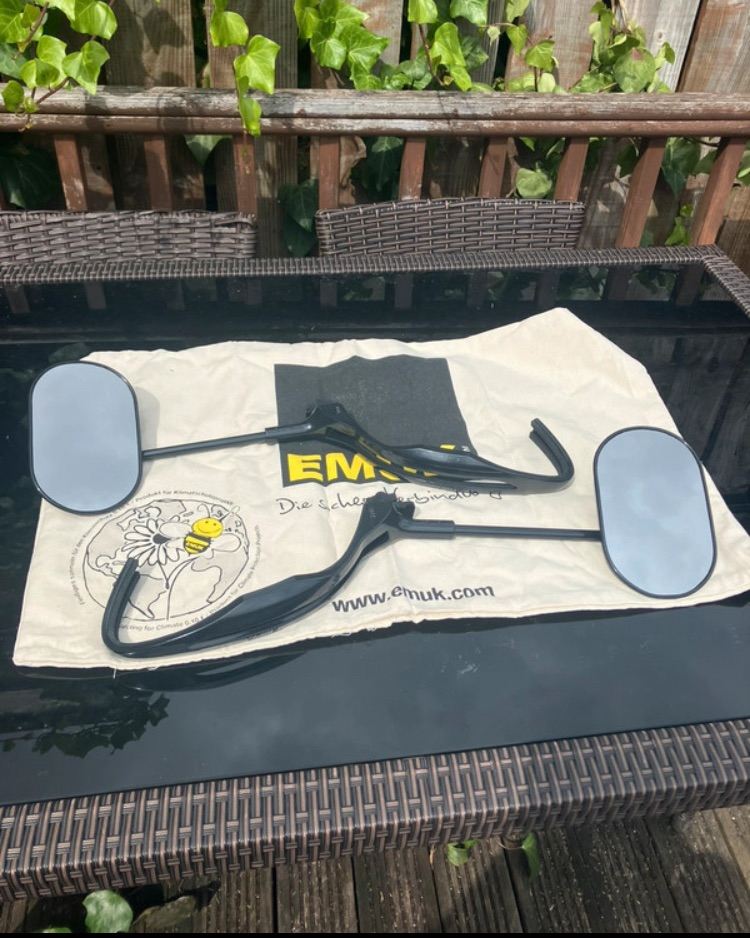 EMUK towing mirrors for various Mercedes Vehicles. Model number EMUK100222