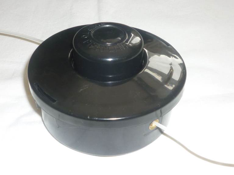 TRIMMER HEAD for Grass Trimmers with an M10x1.25mm Left Hand Thread - New