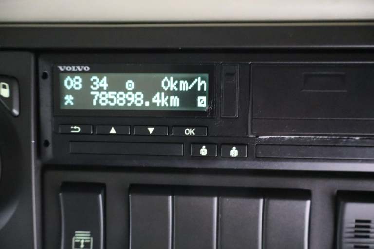 2019 (69 PLATE) Volvo FH460 6x2 Euro 6 Tractor Units