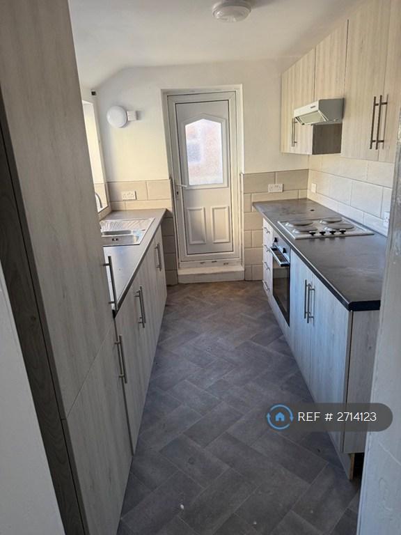 3 bedroom house in Manuel Street, Goole, DN14 (3 bed) (#2714123)