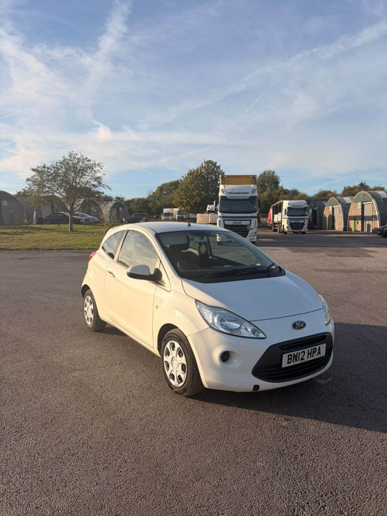 Ford, KA, Hatchback, 2012, Manual, 1242 (cc), 3 doors