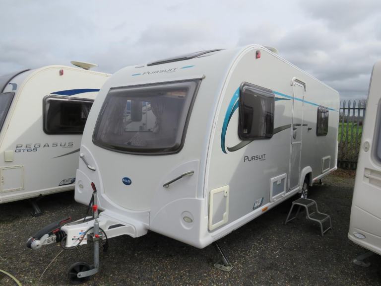 Bailey Pursuit Plus 530/4 Fixed bed 4 Berth Full End Bathroom