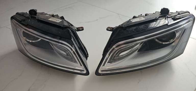Headlights set Audi Q5 2014