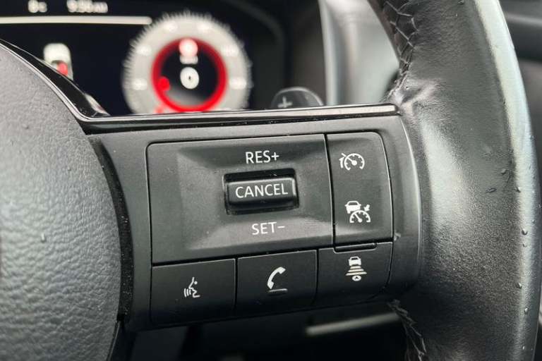 2023 Nissan Qashqai 1.3 DiG-T MH 158 N-Connecta 5dr Xtronic Semi-Auto Hatchback Petrol Manual