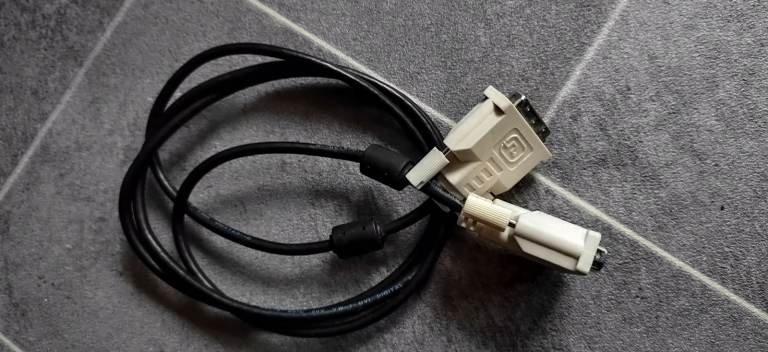 DVI MONITOR CABLE