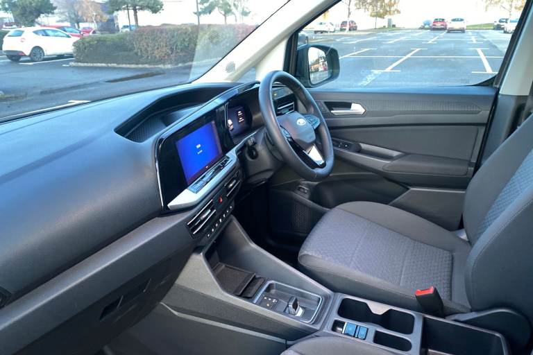 2025 Ford Transit Connect 661613 Van PETROL/ELECTRIC Automatic