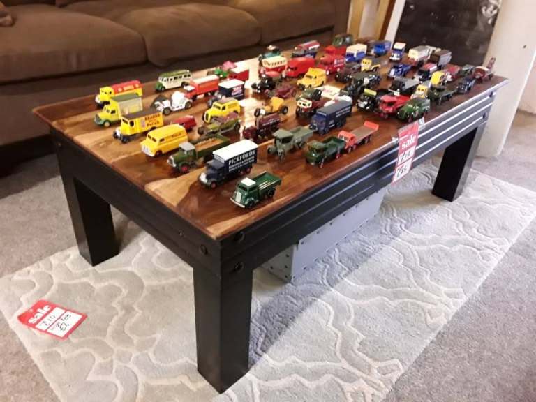 Chunky solid mango wood coffee table Low Cost Moves 2nd Hand Furniture STALYBRIDGE SK15 3DN