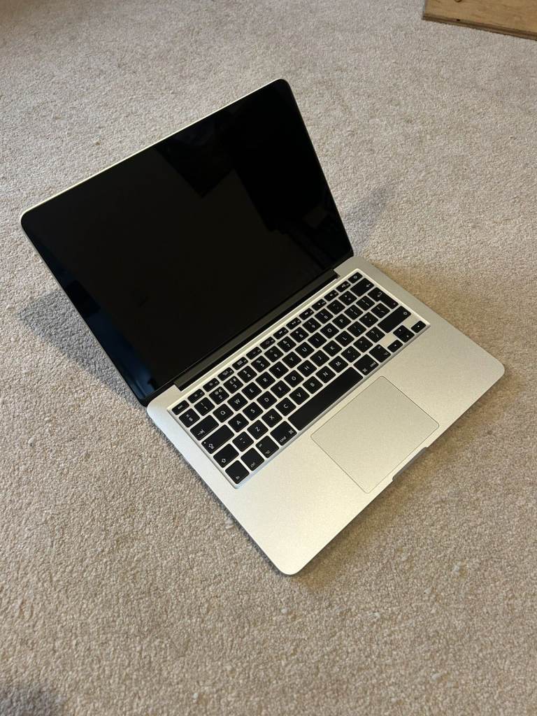Apple MacBook Pro Retina 13" LCD – i5 2.8GHz / 8GB RAM / 256GB Solid State Disc