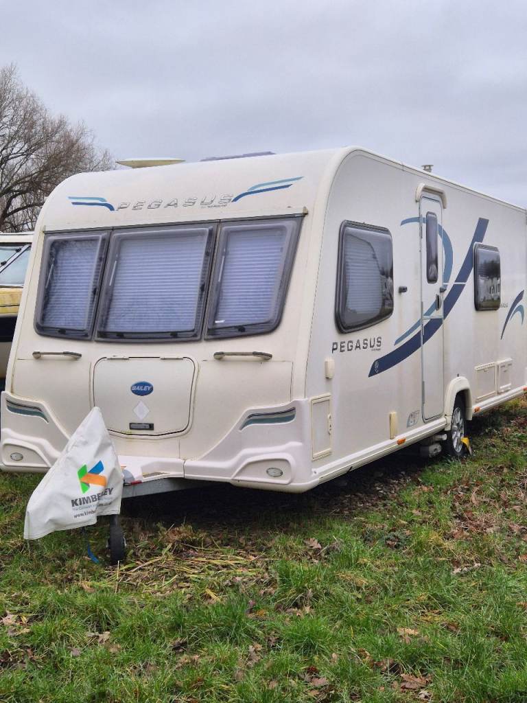 Bailey 4 berth fixed bed 2012