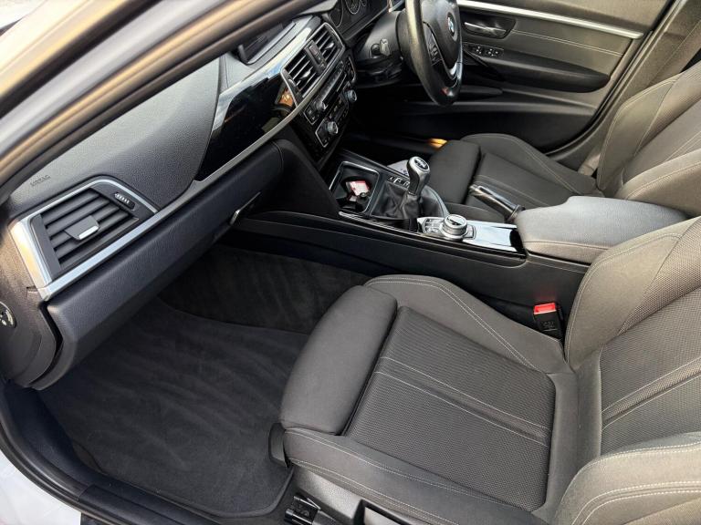 2018 BMW 3 Series 320i Sport 4dr SALOON PETROL Manual