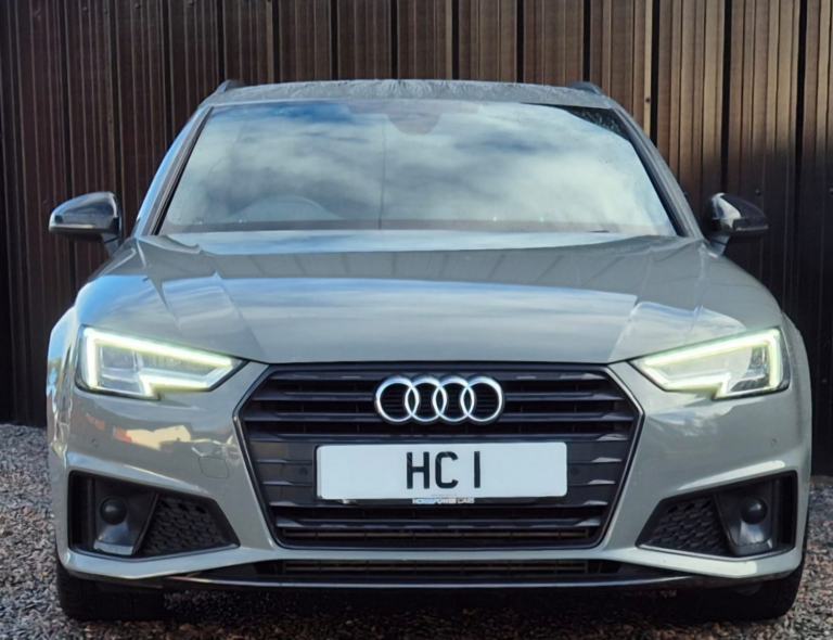 AUDI A4 AVANT 2.0 TFSI 35 Black Edition 2019