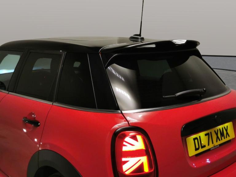 2021 MINI Hatch 2.0 Cooper S Sport Hatchback 5dr Petrol Steptronic Euro 6 (s/s) (178 ps) -  Hatch...