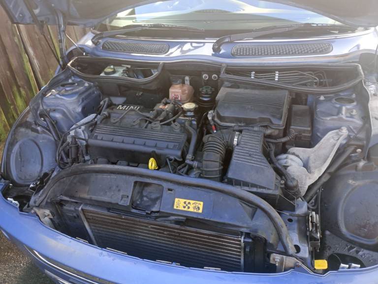 Mini, CONVERTIBLE, Convertible, 2005, Manual, 1598 (cc), 2 doors