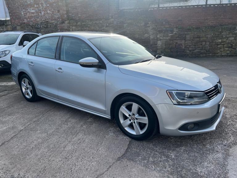 2012 Volkswagen Jetta 1.6 TDI CR Bluemotion Tech SE 4dr SALOON Diesel Manual